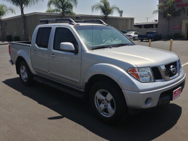 2005 Nissan Frontier 4X4 Le3rd Rowone Owner