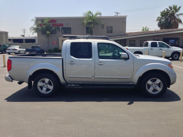 2005 Nissan Frontier 4X4 Le3rd Rowone Owner