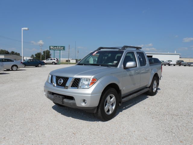 2005 Nissan Frontier 2dr Touring Cpe