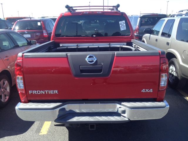 2005 Nissan Frontier W/sunroof PZEV