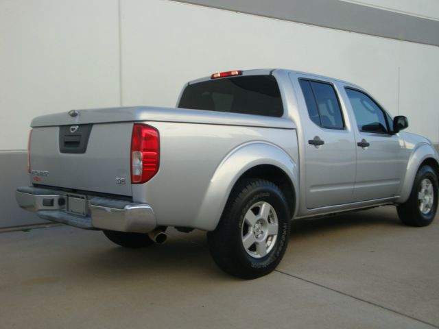 2005 Nissan Frontier SLE Z71 Crew Cab Short Bed 4X4