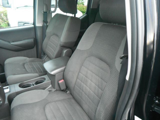 2005 Nissan Frontier W/sunroof PZEV