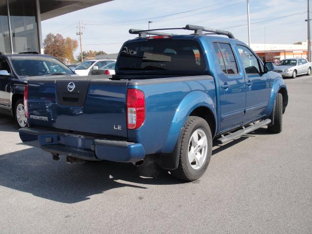 2005 Nissan Frontier Touring / AWD