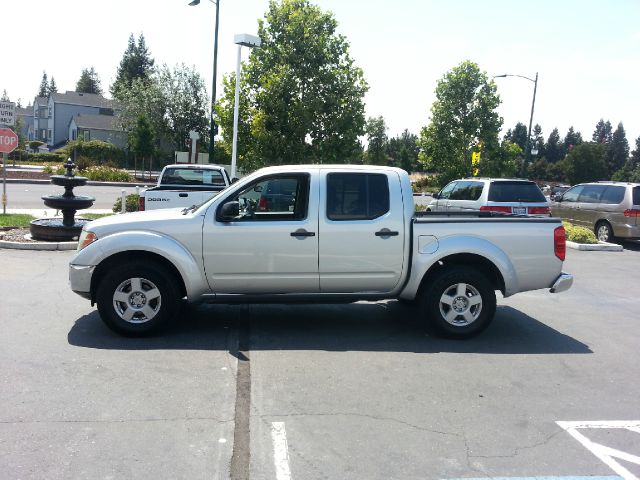 2005 Nissan Frontier SLE Z71 Crew Cab Short Bed 4X4