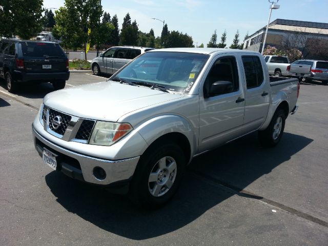 2005 Nissan Frontier SLE Z71 Crew Cab Short Bed 4X4