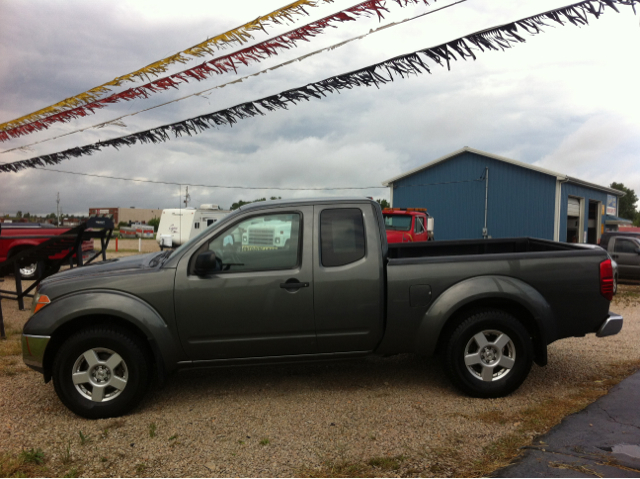 2005 Nissan Frontier SE 2WD