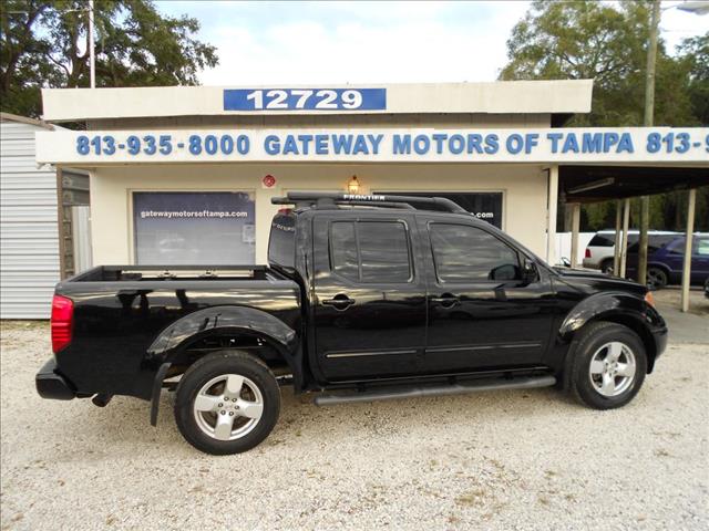 2005 Nissan Frontier Touring / AWD