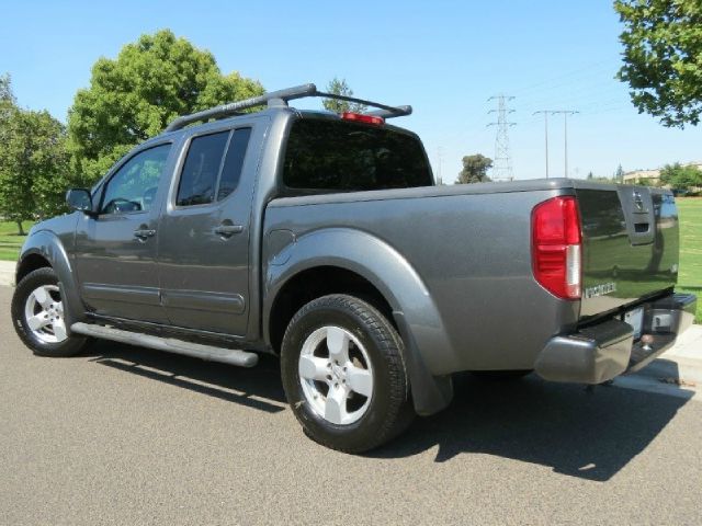 2006 Nissan Frontier SLE Z71 Crew Cab Short Bed 4X4