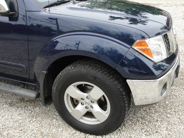 2006 Nissan Frontier 4dr Eddie Bauer SUV