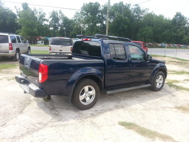 2006 Nissan Frontier 4X4 Le3rd Rowone Owner