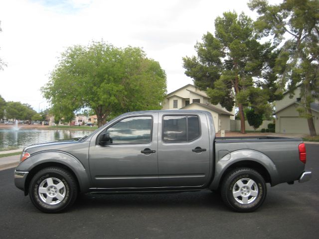 2006 Nissan Frontier SLE Z71 Crew Cab Short Bed 4X4