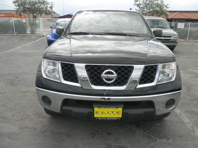 2006 Nissan Frontier SLE Z71 Crew Cab Short Bed 4X4