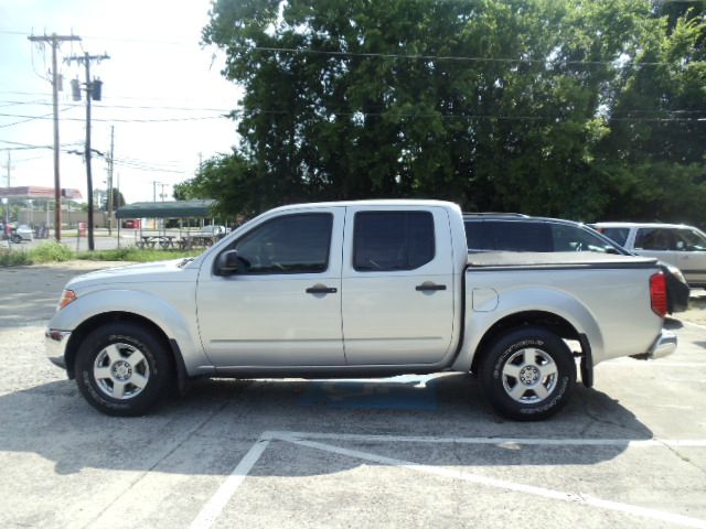 2006 Nissan Frontier SLE Z71 Crew Cab Short Bed 4X4