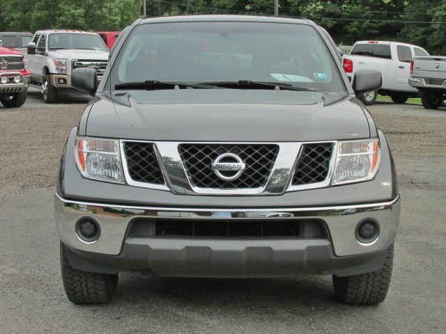 2007 Nissan Frontier 4dr Eddie Bauer SUV