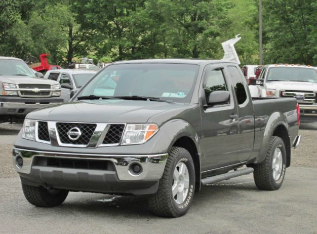 2007 Nissan Frontier 4dr Eddie Bauer SUV