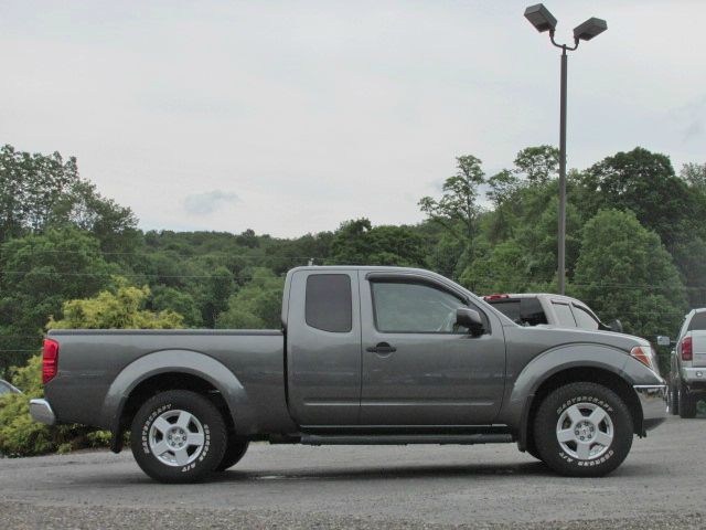 2007 Nissan Frontier 4dr Eddie Bauer SUV