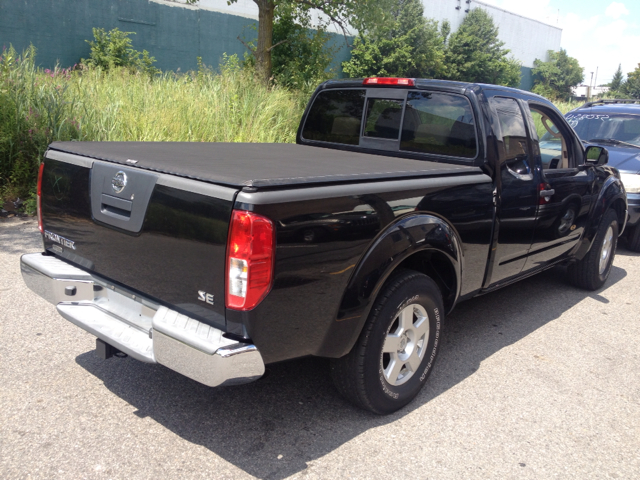 2008 Nissan Frontier 7 Passenger Quad Seating 4 Door