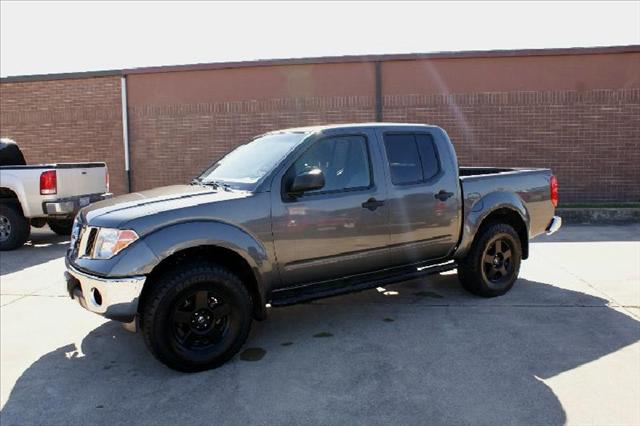 2008 Nissan Frontier 4 Door SE Van