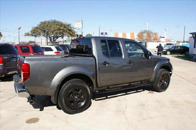 2008 Nissan Frontier 4 Door SE Van