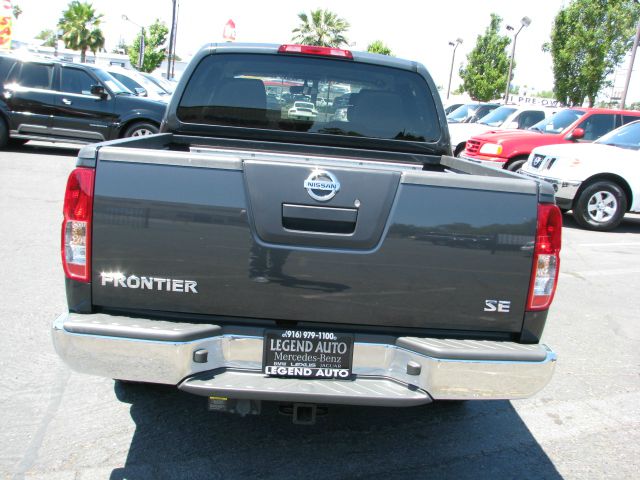 2010 Nissan Frontier SLE Z71 Crew Cab Short Bed 4X4