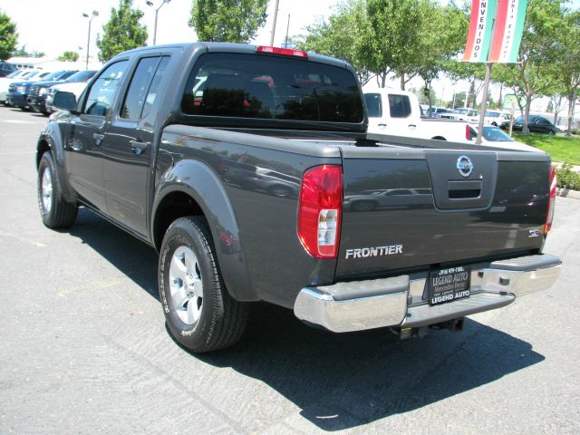 2010 Nissan Frontier SLE Z71 Crew Cab Short Bed 4X4