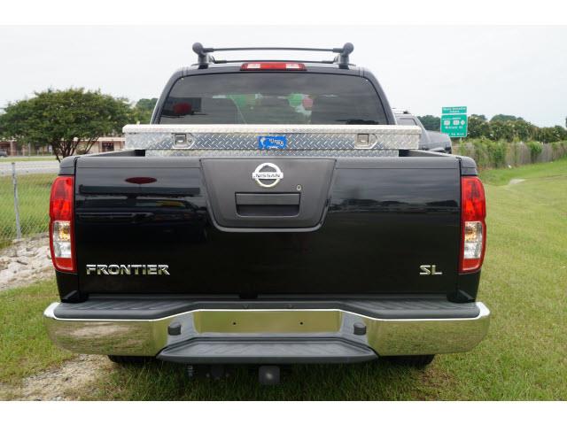 2011 Nissan Frontier LS S