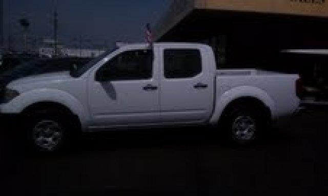 2011 Nissan Frontier XR