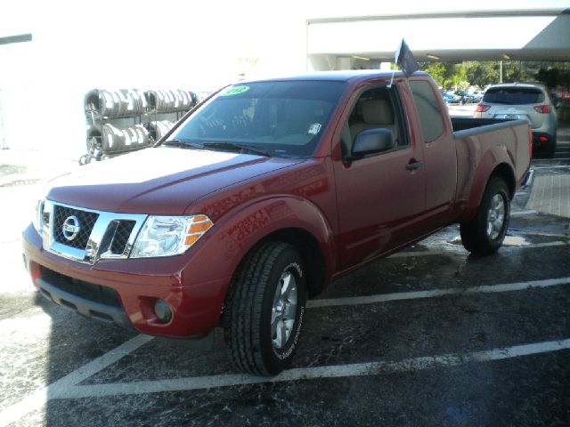 2012 Nissan Frontier SLT 5.7 Hemi W/leather20in Chrome Wheels