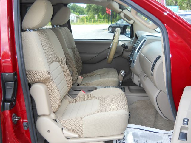 2012 Nissan Frontier SLT 5.7 Hemi W/leather20in Chrome Wheels