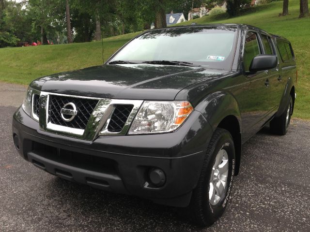 2012 Nissan Frontier SLT 5.7 Hemi W/leather20in Chrome Wheels