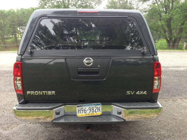 2012 Nissan Frontier SLT 5.7 Hemi W/leather20in Chrome Wheels