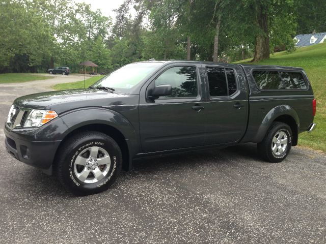 2012 Nissan Frontier SLT 5.7 Hemi W/leather20in Chrome Wheels