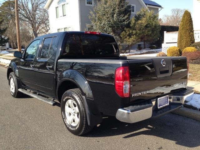 2012 Nissan Frontier LX Minivan