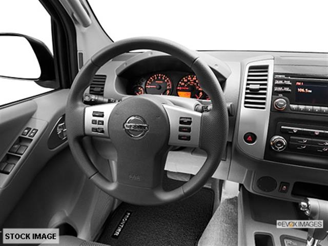 2013 Nissan Frontier LS S