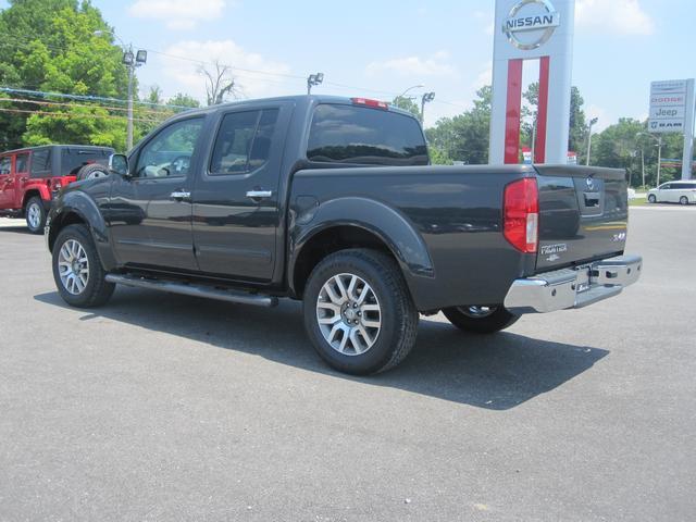 2013 Nissan Frontier LS S