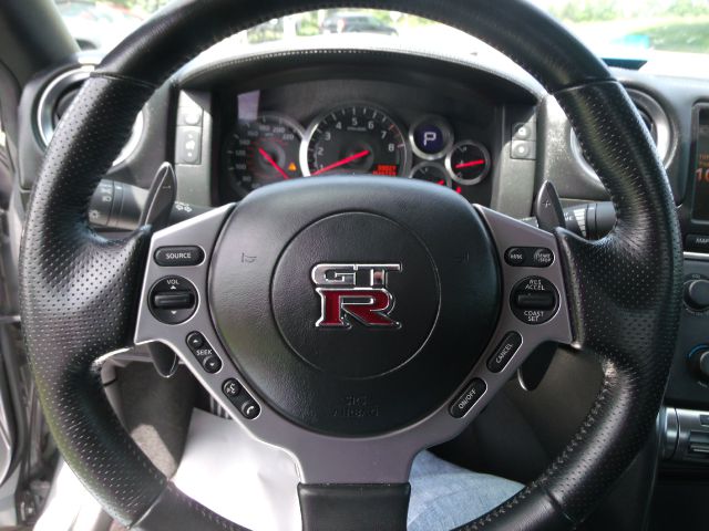 2009 Nissan GT-R 400E