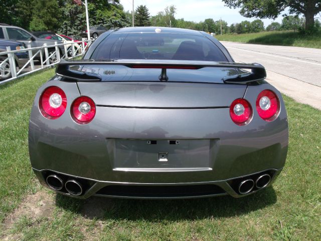 2009 Nissan GT-R 400E