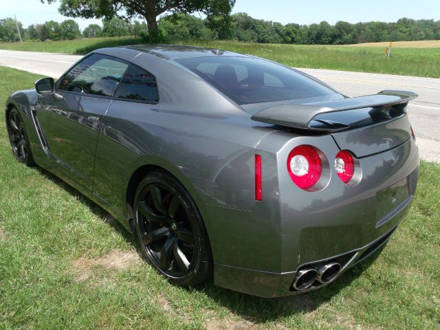 2009 Nissan GT-R 400E