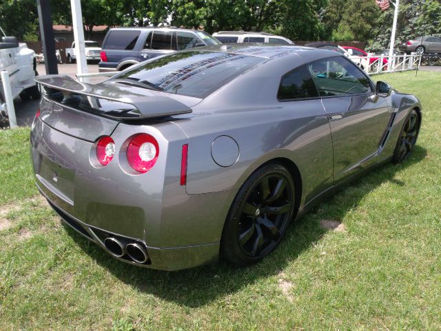 2009 Nissan GT-R 400E