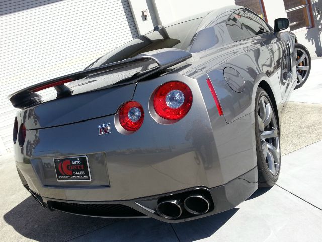 2009 Nissan GT-R 400E