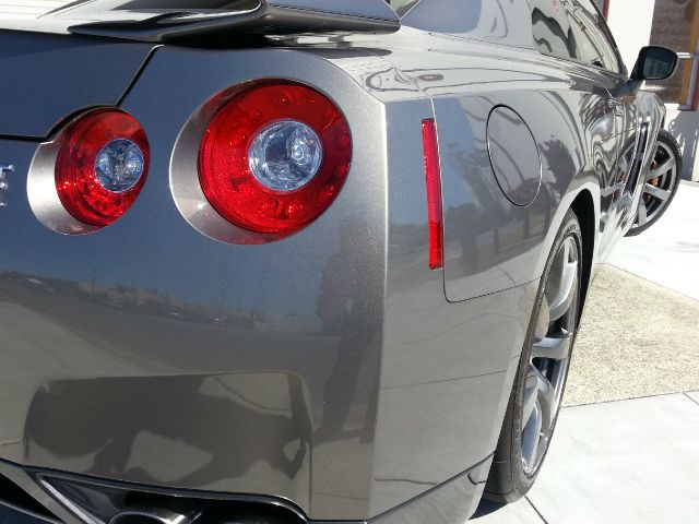 2009 Nissan GT-R 400E