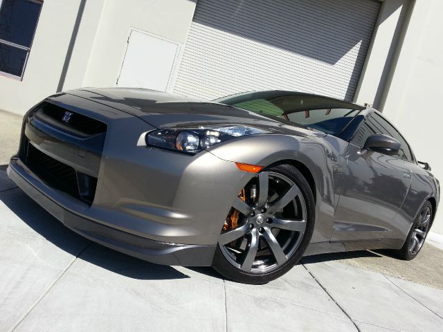 2009 Nissan GT-R 400E