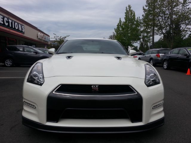 2012 Nissan GT-R Premium