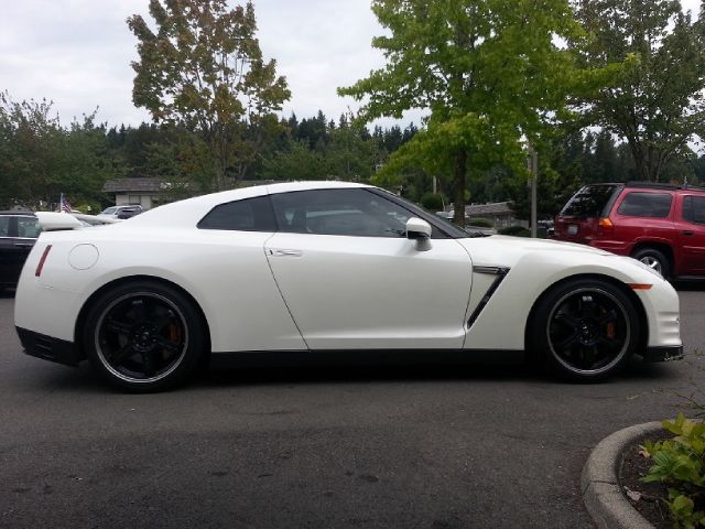 2012 Nissan GT-R Premium