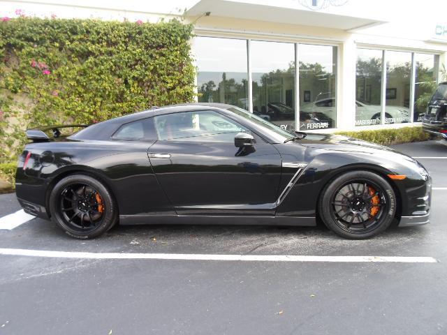 2012 Nissan GT-R XL Pickup 2D 6 Ft