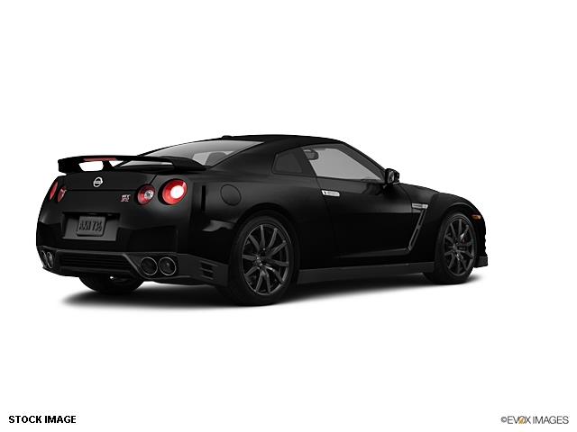 2014 Nissan GT-R Unknown