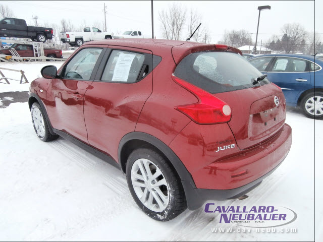 2011 Nissan Juke 4dr Sdn LE Auto (SE) Sedan