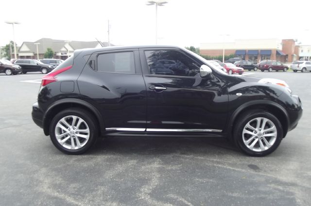 2011 Nissan Juke 2.5S ONE Owner