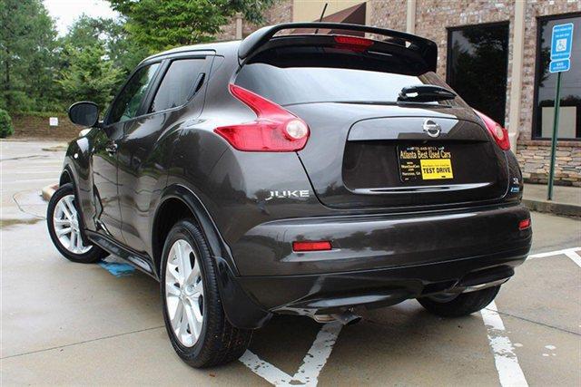 2012 Nissan Juke SXT Van