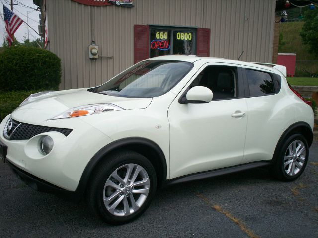 2012 Nissan Juke 2.5S ONE Owner